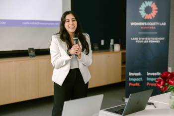 SUPPLIED 
                                Marlow co-founder Nadia Ladak pitches the Toronto-based startup to Women&rsquo;s Equity Lab Manitoba investors in Winnipeg last month. Right: A selection of Marlow period care products.