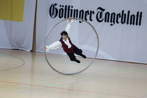 ACHILLE ABBOUD PHOTO
                                Winnipegger Steven Bairos-Novak took bronze in the overall men&rsquo;s cyr wheel competition and silver for the men&rsquo;s cyr wheel artistic division earlier this month at the IRV World Championships in Gottingen, Germany.