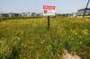 MIKE DEAL / FREE PRESS
The empty lot on Silver Creek Road in Bridgwater has been left to grow wild all summer. Residents who live nearby are frustrated with the eyesore, but the city says it is powerless to do anything because it doesn’t have jurisdiction.