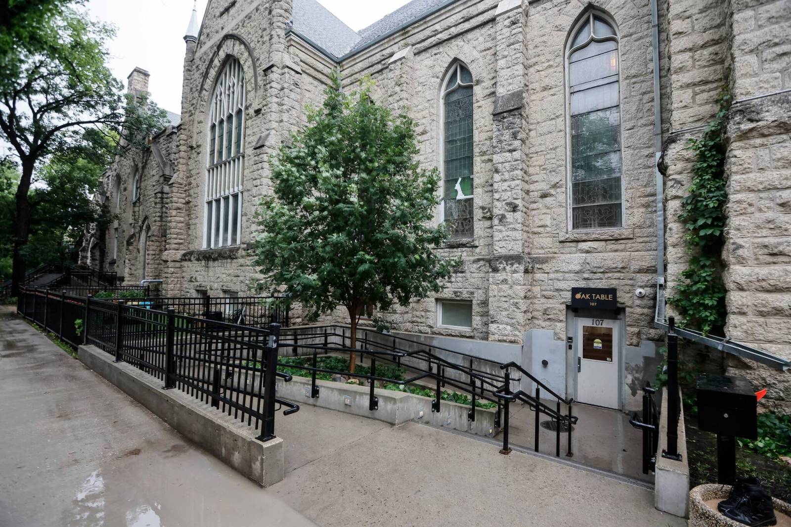 Outreach group addresses safety concerns over Osborne Village drop-in centre