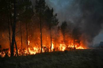 Emma Da Silva / The Associated Press files
                                Wildfires have been raging near Bordeaux, France, a famed wine region.