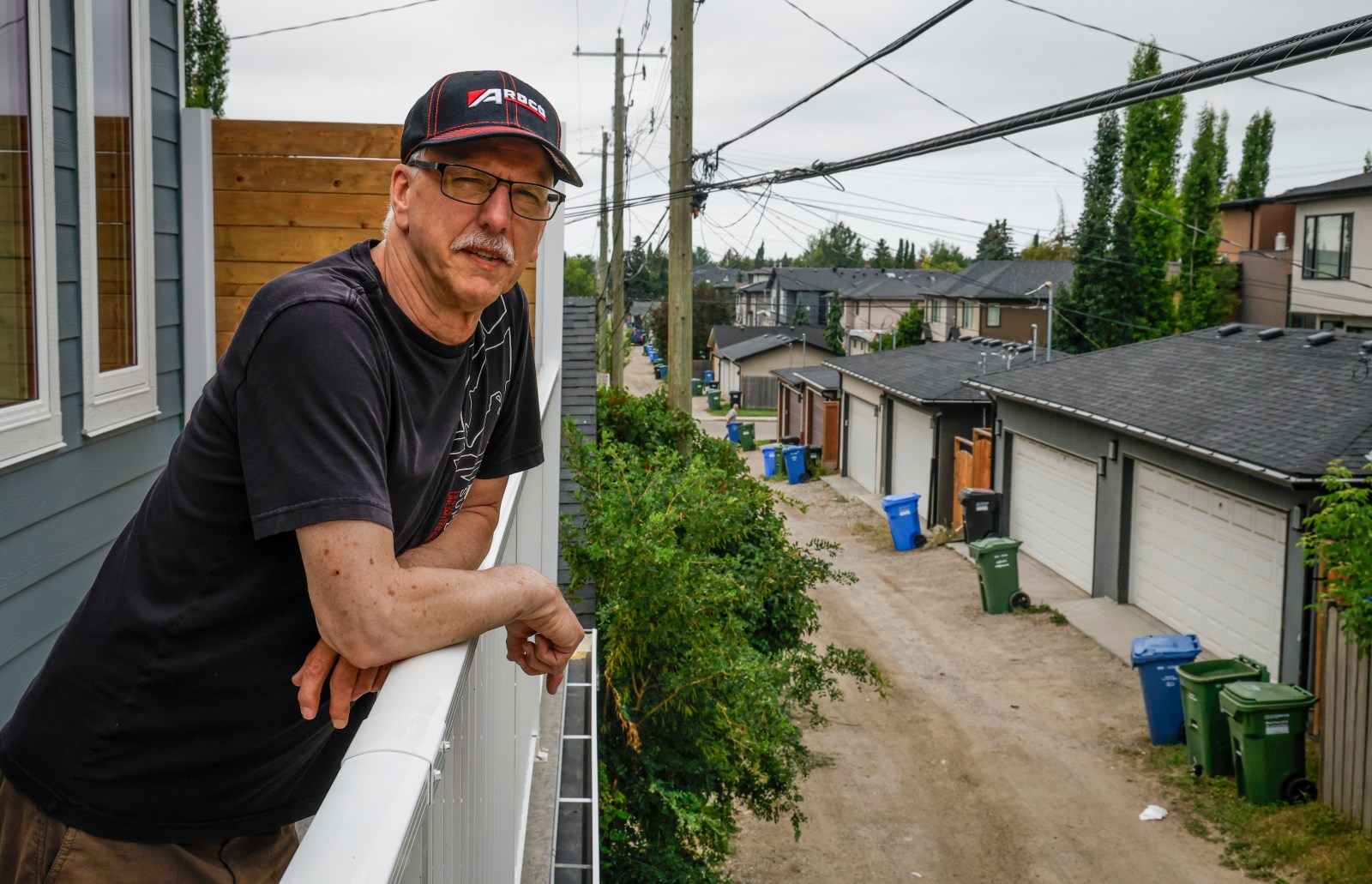 winnipegfreepress.com - Ritika Dubey, The Canadian Press - Laneway homes a way for affordable housing, multi-generational living