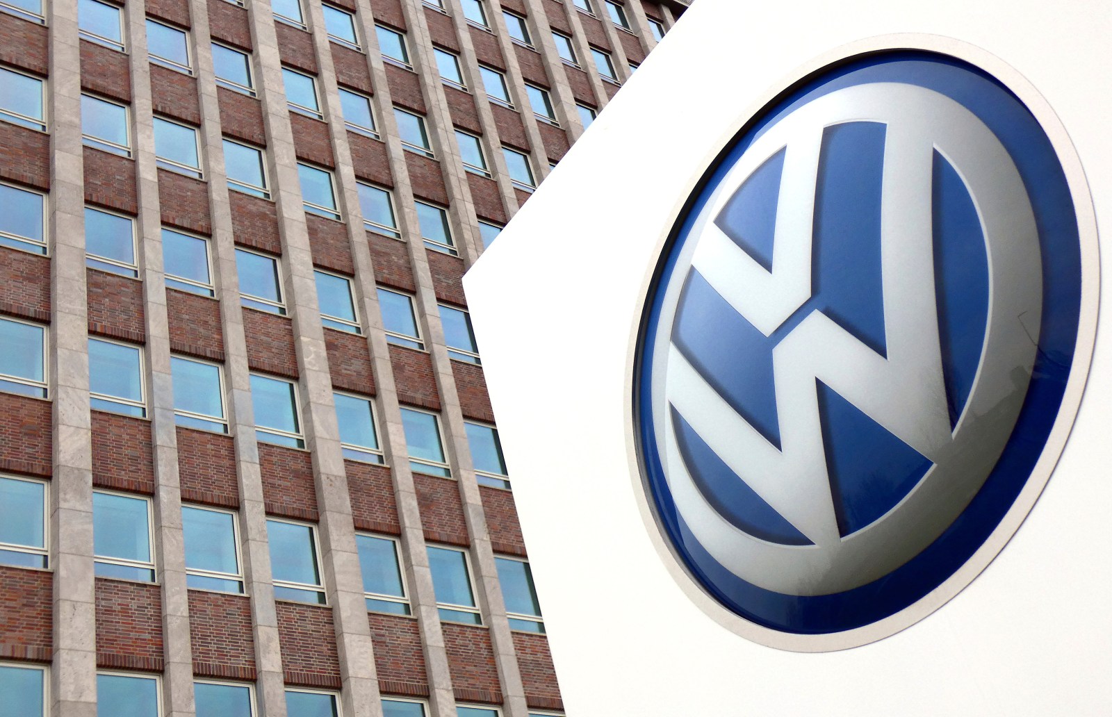Volkswagen CEO Seeks Alternatives to Plant Closures