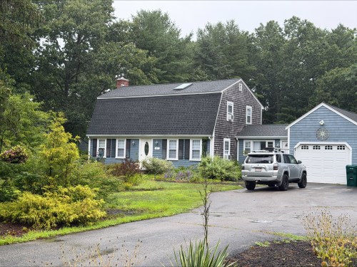 The former home of Lindsay Clancy is seen in Duxbury, Mass., on Thursday, July 30, 2026. (AP Photo/Michael Casey)