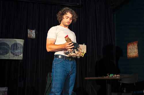 Fringe reviews #1: Choose your fighter, then your venue
