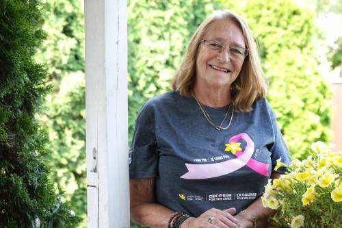 RUTH BONNEVILLE / FREE PRESS Winnipeg volunteer Brenda Stamm has spent two decades helping people affected by cancer.