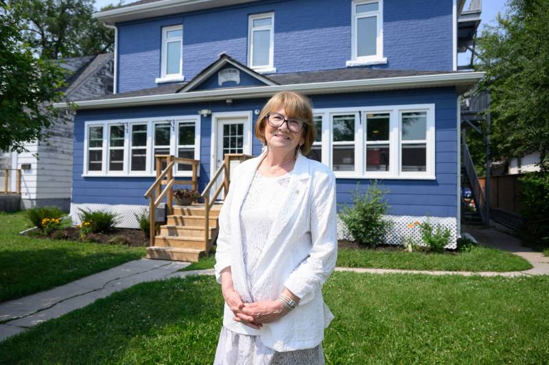 St. Boniface Street Links executive director and Morberg House founder, Marion Willis, outside of Morberg House in St. Boniface (Mike Sudoma/Free Press)