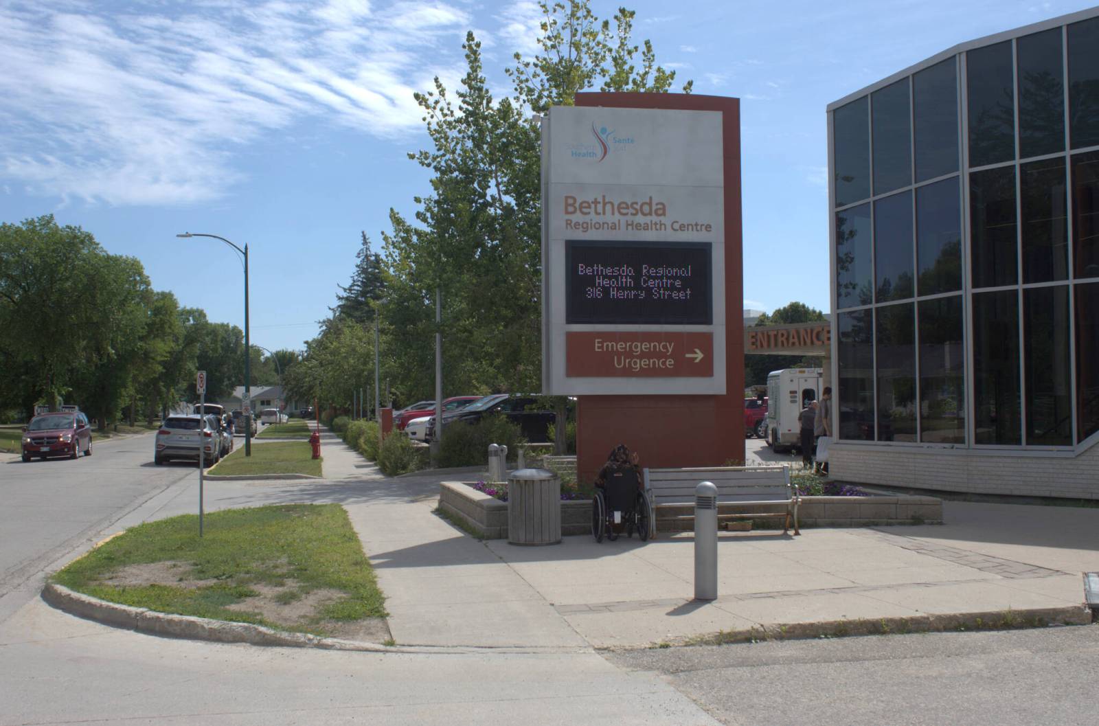 ‘They're desperate to see someone' Winnipeggers hoping for shorter waits in rural ERs delay care for all, Selkirk nurse says By: Nicole Buffie Posted: 6:38 PM CDT Thursday, Aug. 6, 2026