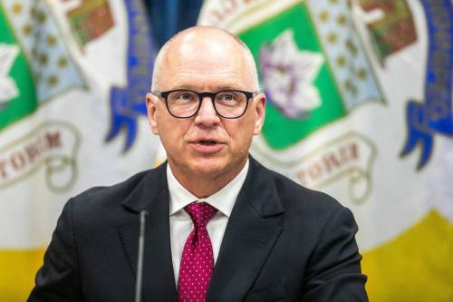 MIKAELA MACKENZIE / FREE PRESS FILES
                                If re-elected mayor of Winnipeg, Scott Gillingham says he will take new steps to ensure local businesses can compete for the hundreds of millions of dollars in city contracts awarded each year.