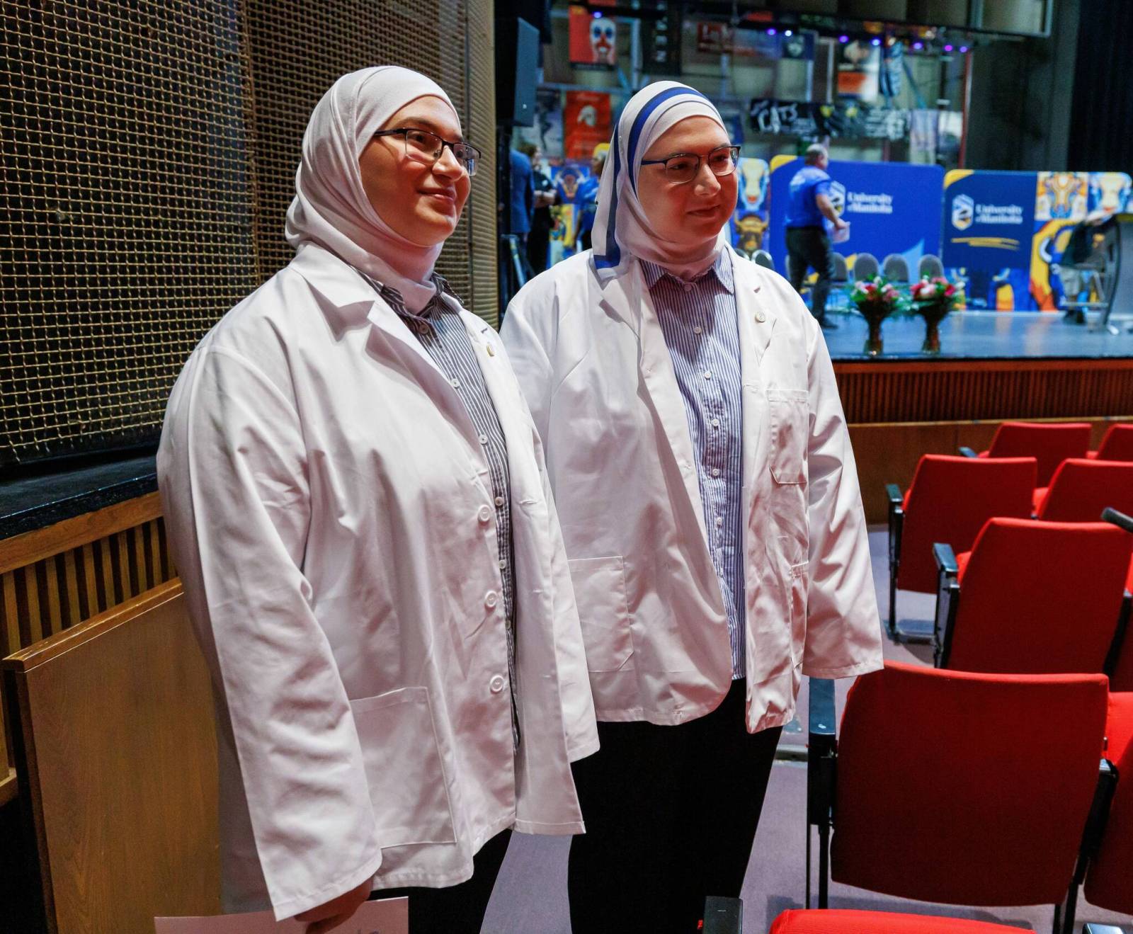 winnipegfreepress.com - Nicole Buffie - Sisters among 137 to begin doctor journey at U of M