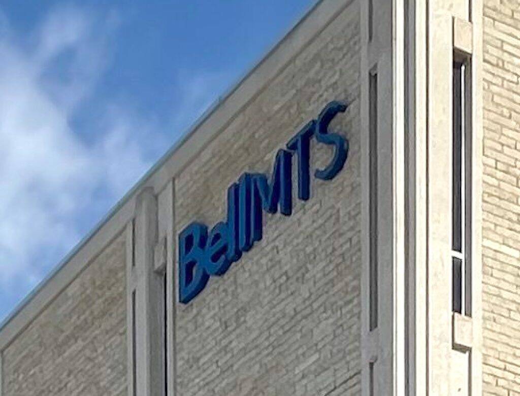 winnipegfreepress.com - Free Press staff - Downtown outage caused by construction mishap: Bell MTS