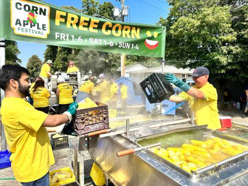 Shel Zolkewich photo
                                Volunteers will cook more than 50,000 cobs of free corn this weekend for people at Morden&rsquo;s Corn and Apple Festival.