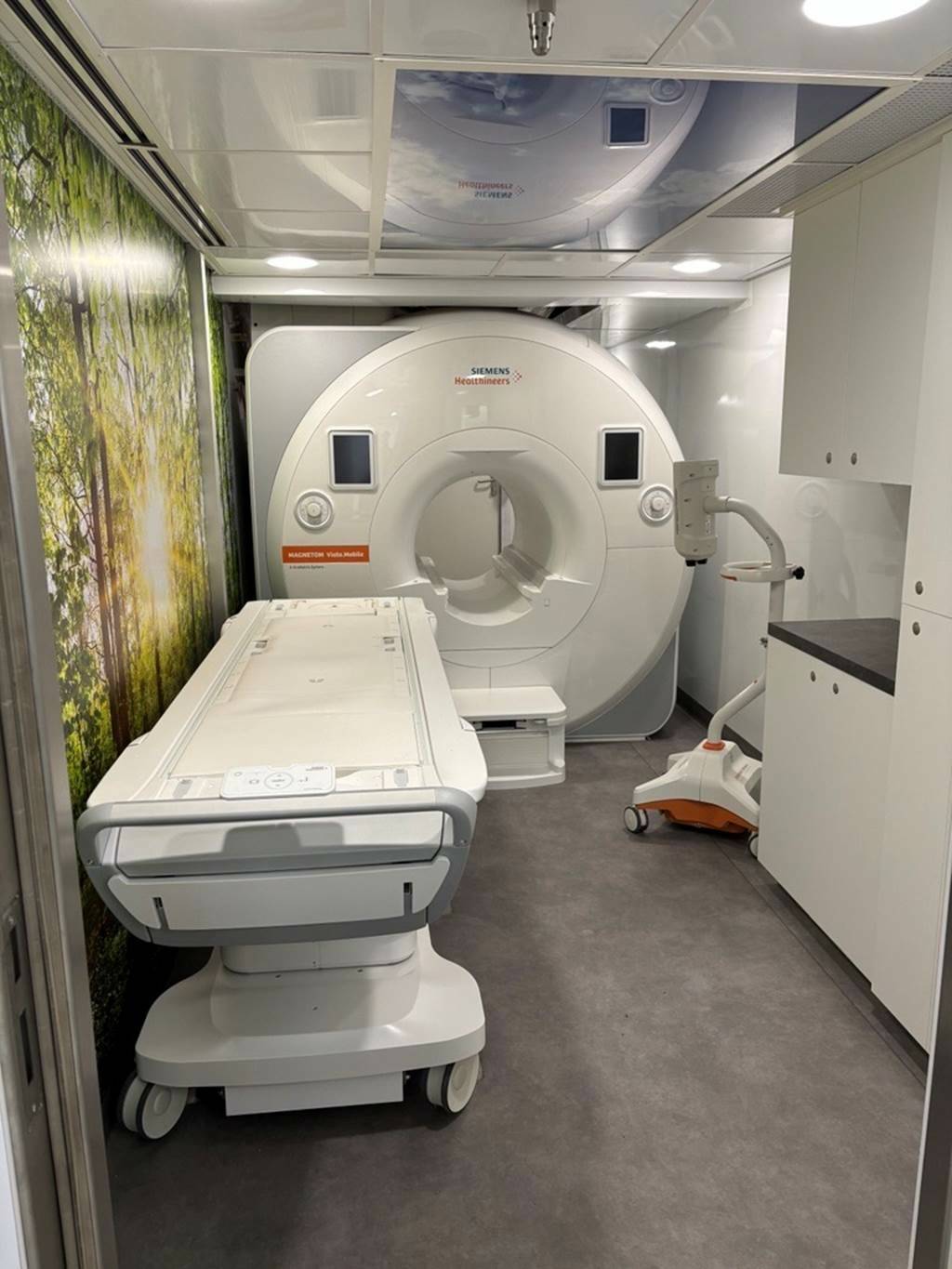 Northern Manitoba mobile MRI makes first move in 15 months