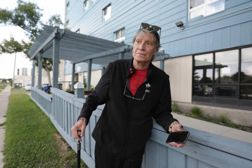 Ruth Bonneville / Free Press Lewie Gwyllt has dealt with bedbugs for most of his eight years at 529 Country Club Blvd.