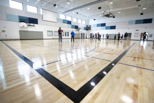 RUTH BONNEVILLE / FREE PRESS FILES
                                Students will no longer be able to sign up for flexible or self-directed phys-ed classes.
