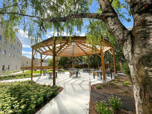 Ruth Bonneville / Free Press
                                The renovation of the courtyard at Actionmarguerite St. Boniface was made possible after Dr. Pravinsagar Mehta and his wife committed $500,000 to its redevelopment and long-term maintenance.