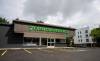 ROBERT LEE / FREE PRESS
                                The 7 Even store on Ellice Ave. is closed with an empty parking lot in front in Winnipeg.