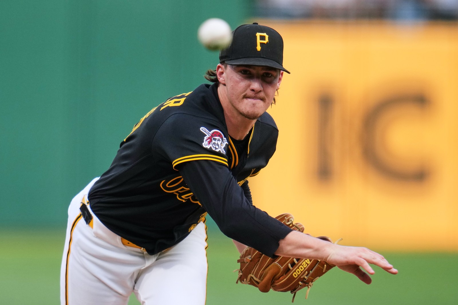 Chandler cruises through 6 innings as Pirates beat Mets 9-0 to end 4-game skid