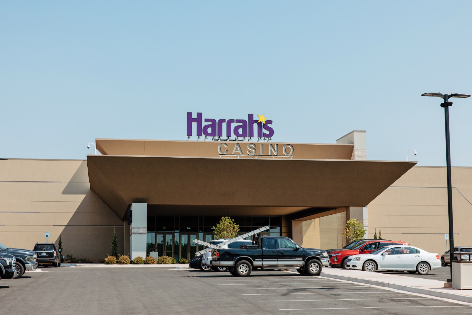 winnipegfreepress.com - Savannah Peters, The Associated Press - Watchdog for $46 billion tribal gambling industry can't enforce the law without a chairperson