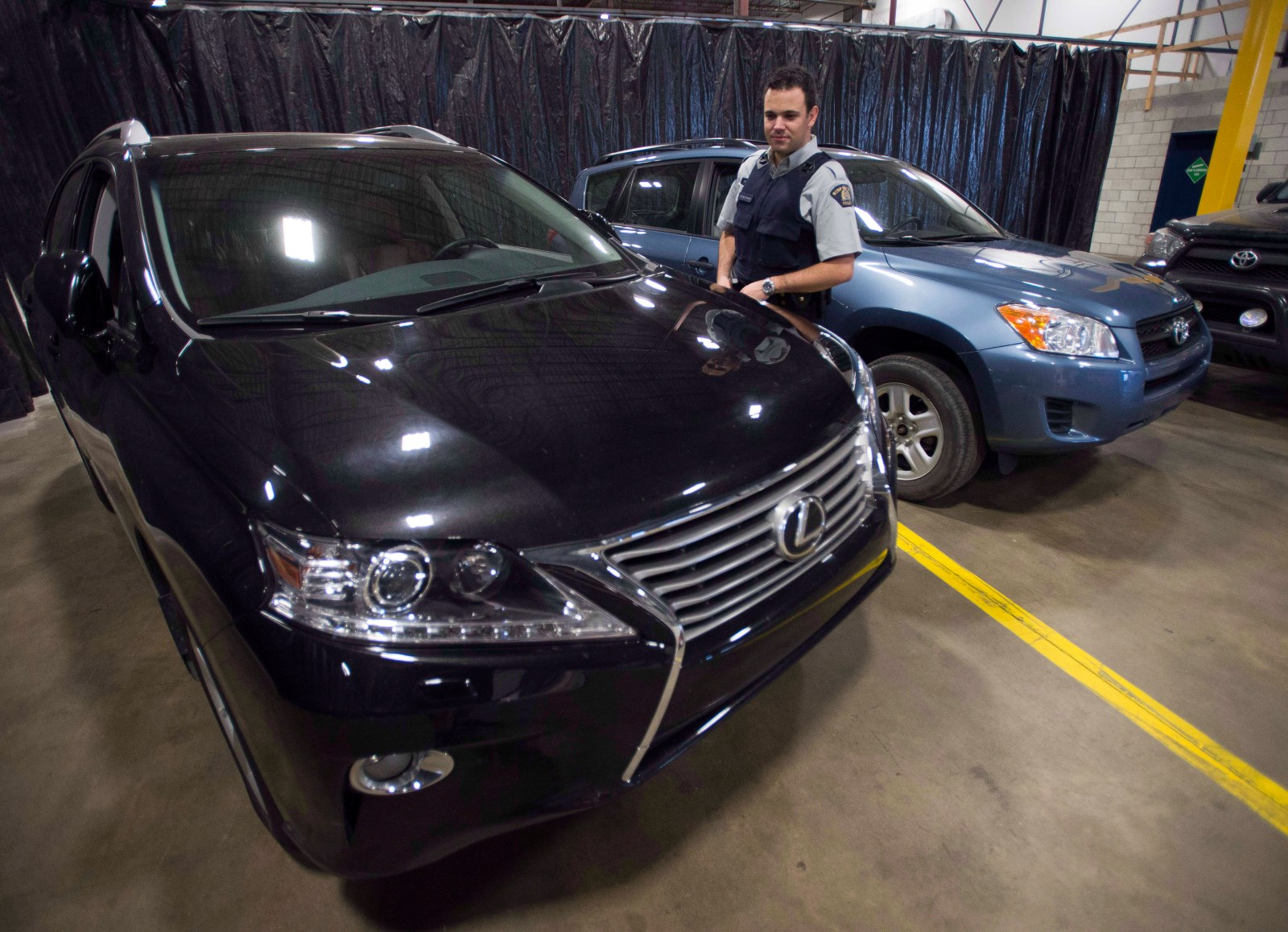 winnipegfreepress.com - Alessia Passafiume, The Canadian Press - Auto thefts continue downward trend across Canada, new report shows