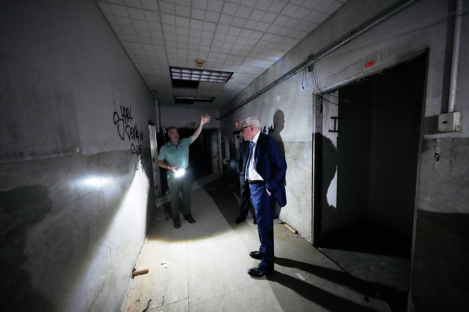 winnipegfreepress.com - Jack Brook, The Associated Press - Beloved New Orleans hospital, wracked by floods and grief in Hurricane Katrina, to get a makeover
