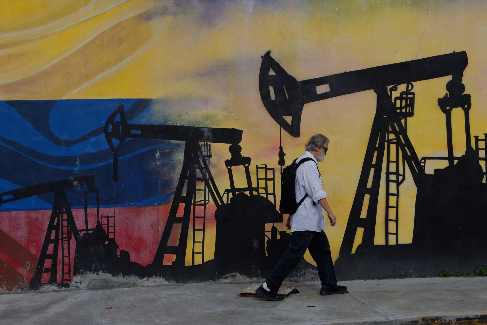 winnipegfreepress.com - Collin Binkley, The Associated Press - White House working with North American Blue Energy Partners on Venezuela oil deal
