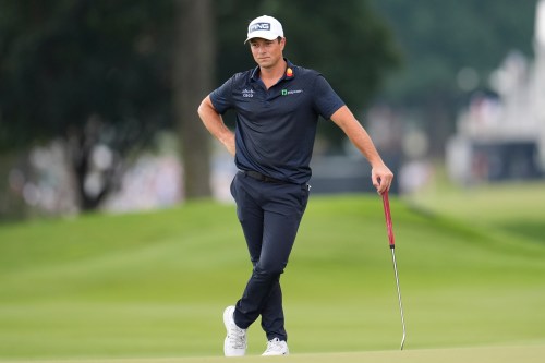 Viktor Hovland, of Norway, waits to putt on the first green during the third round of the PGA Tour Championship golf tournament, Saturday, Aug. 29, 2026, in Atlanta.(AP Photo/Mike Stewart)