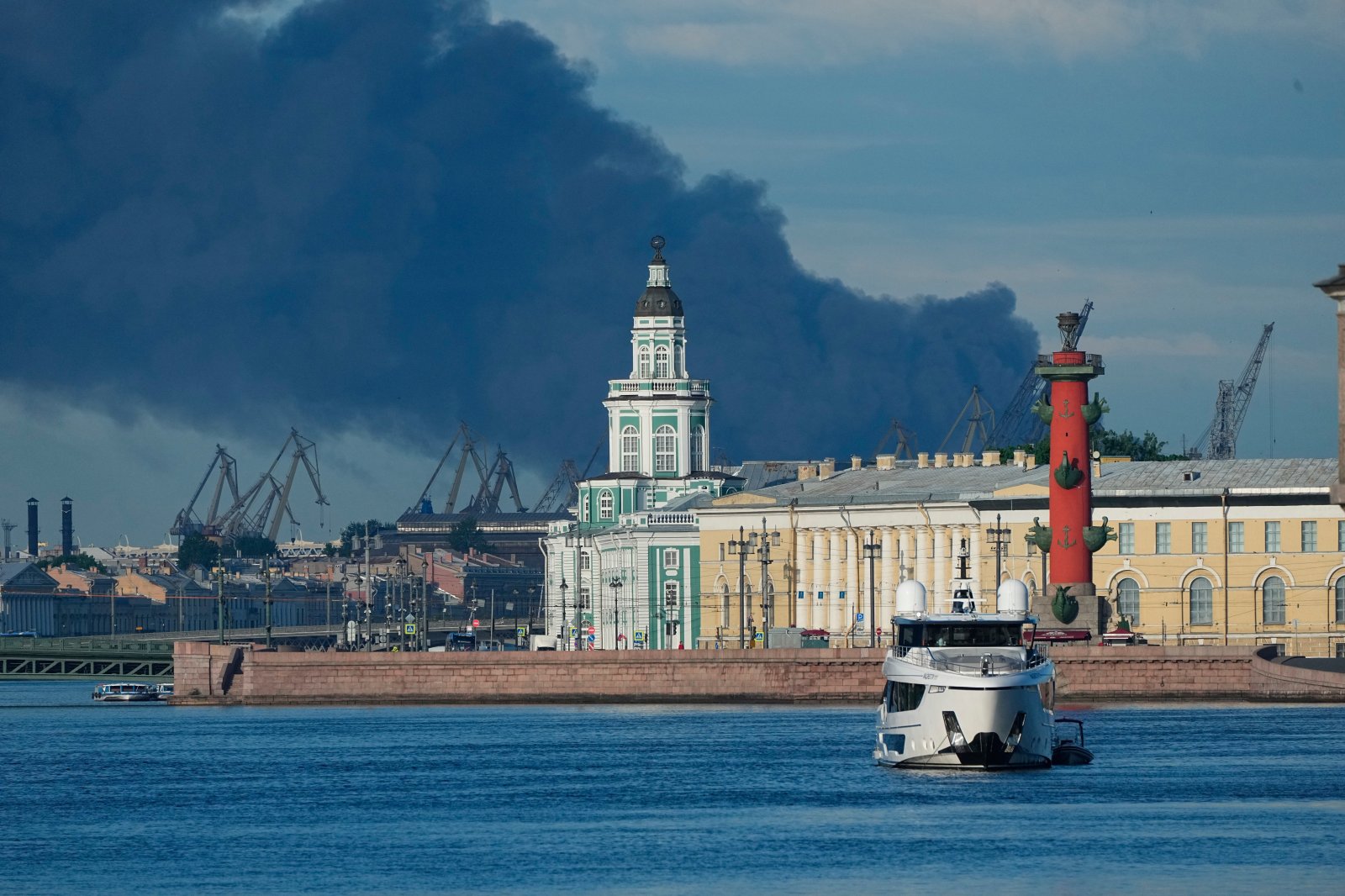 winnipegfreepress.com - Dasha Litvinova, The Associated Press - Russians endured a summer of turmoil with gas crisis and swarms of drones as the war came home