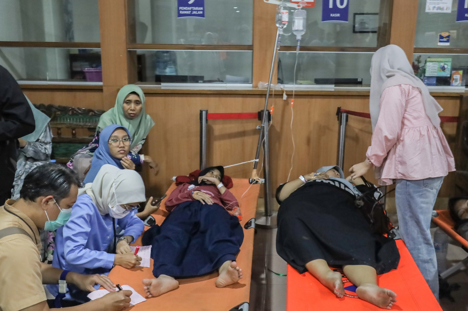winnipegfreepress.com - Niniek Karmini, The Associated Press - Nearly 2,000 fall ill in suspected food poisoning linked to Indonesia's free school meals program