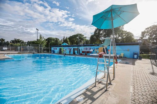 JOHN WOODS / FREE PRESS
The free-access pool in Provencher Park photographed Tuesday, September 1, 2026 is one of the pools in St Boniface that is expected to be closed to make way for an aquatic park that allegedly charge an entry fee. 

reporter: malak