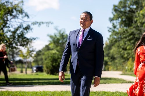 MIKAELA MACKENZIE / FREE PRESS
	
Premier Wab Kinew arrives to a press conference for a net zero action plan announcement at Southwood Circle on Wednesday, Sept. 9, 2026.

For Carol story.
Free Press 2026