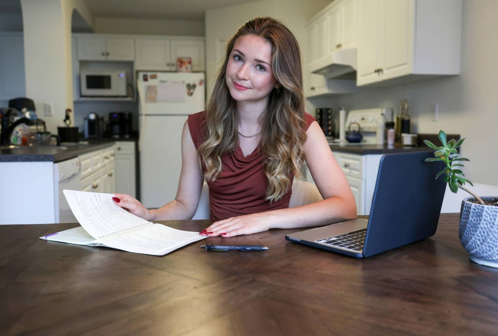 winnipegfreepress.com - Maggie Macintosh - Education student designs lesson plans to take a bite out of food marketing