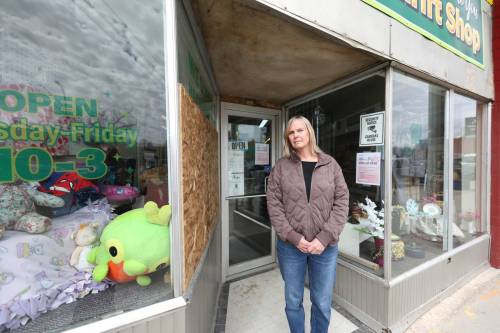RUTH BONNEVILLE / FREE PRESS FILES
                                Susan Lockhart, who runs Just Like New to You at 635 Portage Ave., says she worries some customers are staying away because of the increased transient traffic.