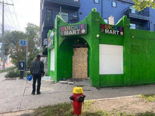RUTH BONNEVILLE / FREE PRESS
                                &ldquo;I don&rsquo;t think it&rsquo;s that big of a deal and it looks worse than it actually is. It&rsquo;s not that bad,&rdquo; said Dan Riel, who identified himself as the building&rsquo;s owner.