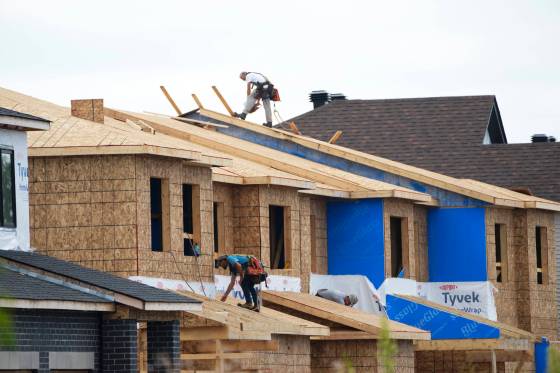 New home construction projects to be approved in Winnipeg this year are expected to include 1,409 new affordable housing units. (Sean Kilpatrick / The Canadian Press files)