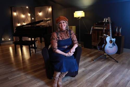 Micah Baribeau photo
                                Jocelyne Baribeau&rsquo;s Atelier 48 venue in the RM of Taché hosts the Icebreakers series, bringing together an array of Manitoba artists.