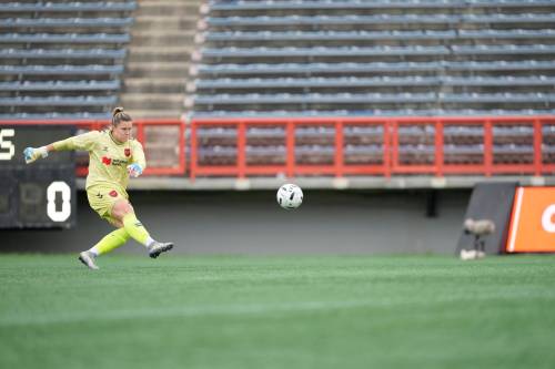 Leah Hennel / NSL
                                Calgary Wild goalkeeper Sarah Keilty-Dilling dying minutes heroics prevented the Halifax Tides from capitalizing on a late rally and two late corners.