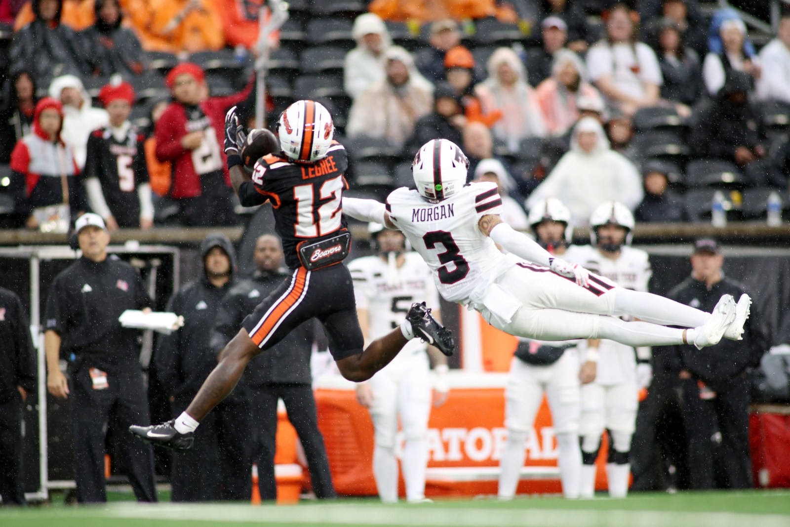 Hammond throws the go-ahead touchdown and No. 13 Texas Tech downs Oregon State 35-24