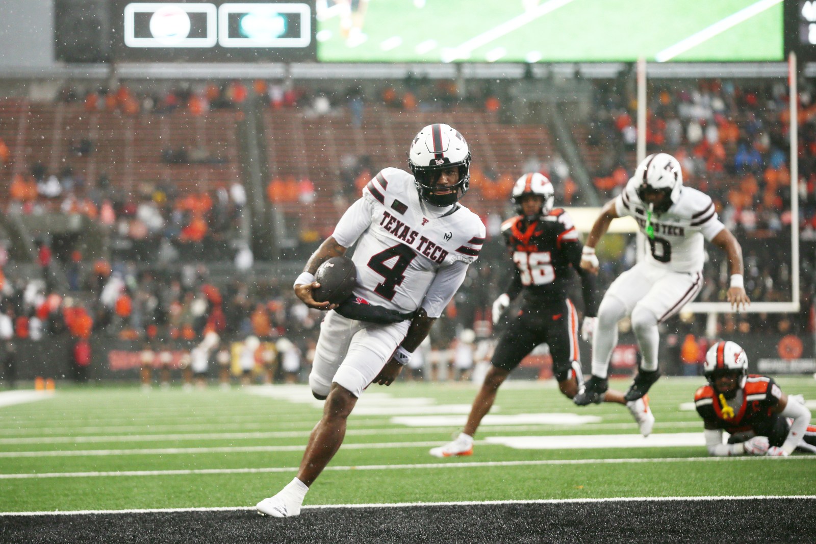 winnipegfreepress.com - Eddie Pells, The Associated Press - Eligibility chaos forces Texas Tech reserve QB to catch a late flight to Colo after court ruling
