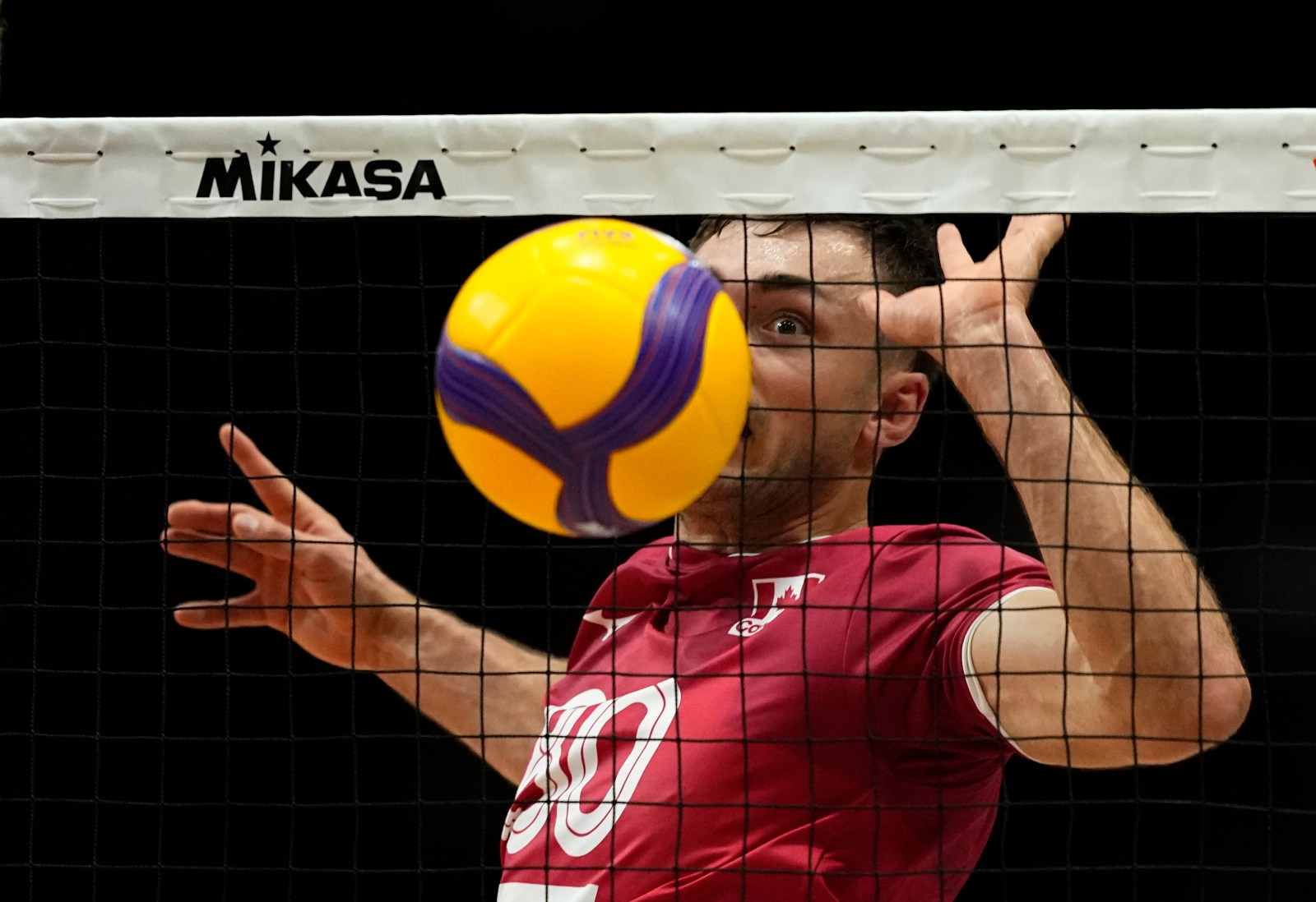Canada one win away from Olympic men's volleyball berth with win over Mexico cover