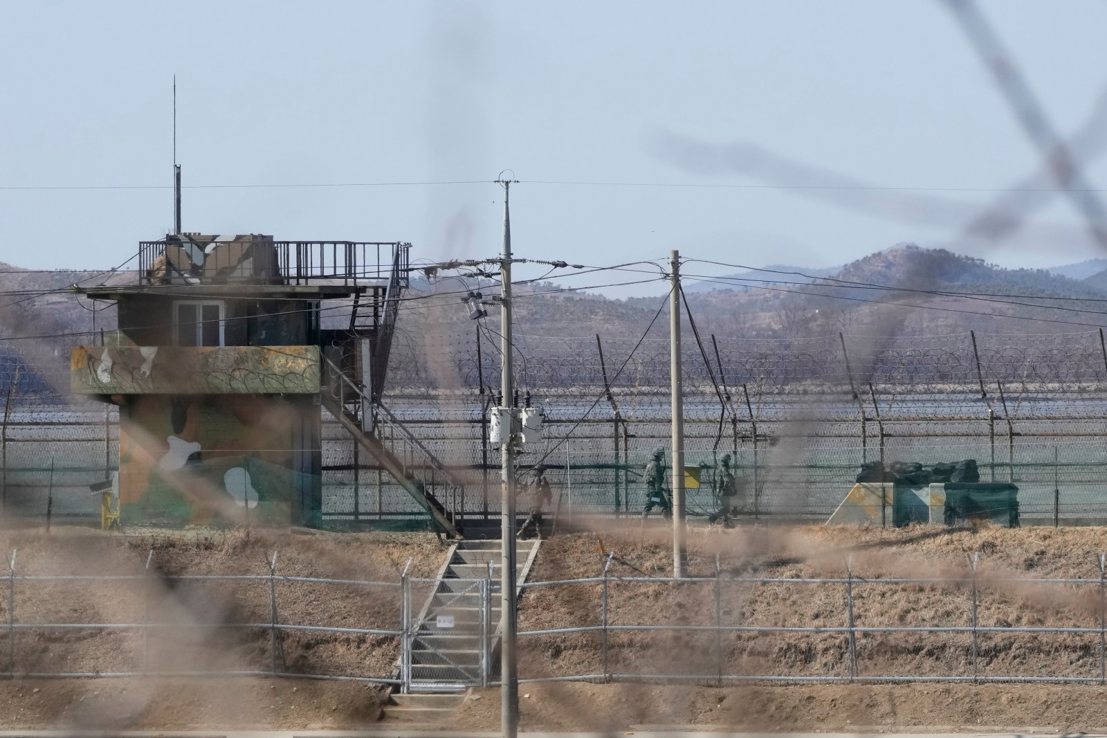 winnipegfreepress.com - Kim Tong-hyung, The Associated Press - South Korea says border blasts that injured 3 officers was likely caused by North Korean mines
