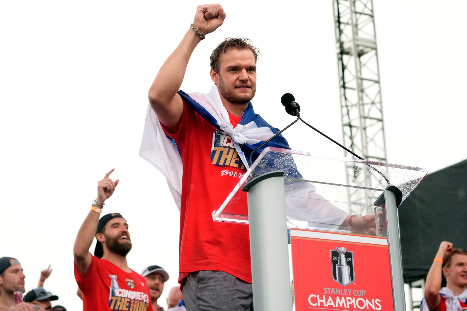 Aleksander Barkov's return has the Cup-contending Florida Panthers smiling entering the season
