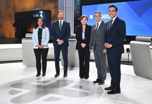 From left, Québec solidaire co-spokesperson Ruba Ghazal, Parti Québécois Leader Paul St-Pierre Plamondon, Coalition Avenir Québec Leader Christine Frechette, Quebec Conservative Leader Éric Duhaime and Quebec Liberal Leader Charles Milliard pose before the start of a leaders debate in Montreal on Wednesday, Sept. 23, 2026. Quebec votes in a provincial election on Oct. 5, 2026. THE CANADIAN PRESS/Graham Hughes