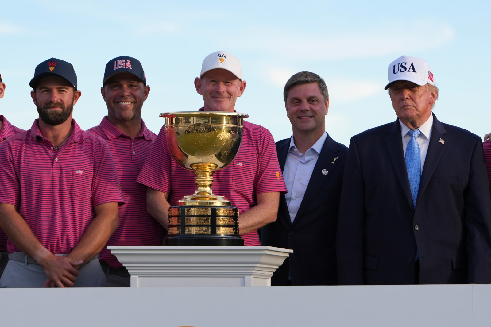 USA Clinches Presidents Cup After Dramatic Sunday Rallies
