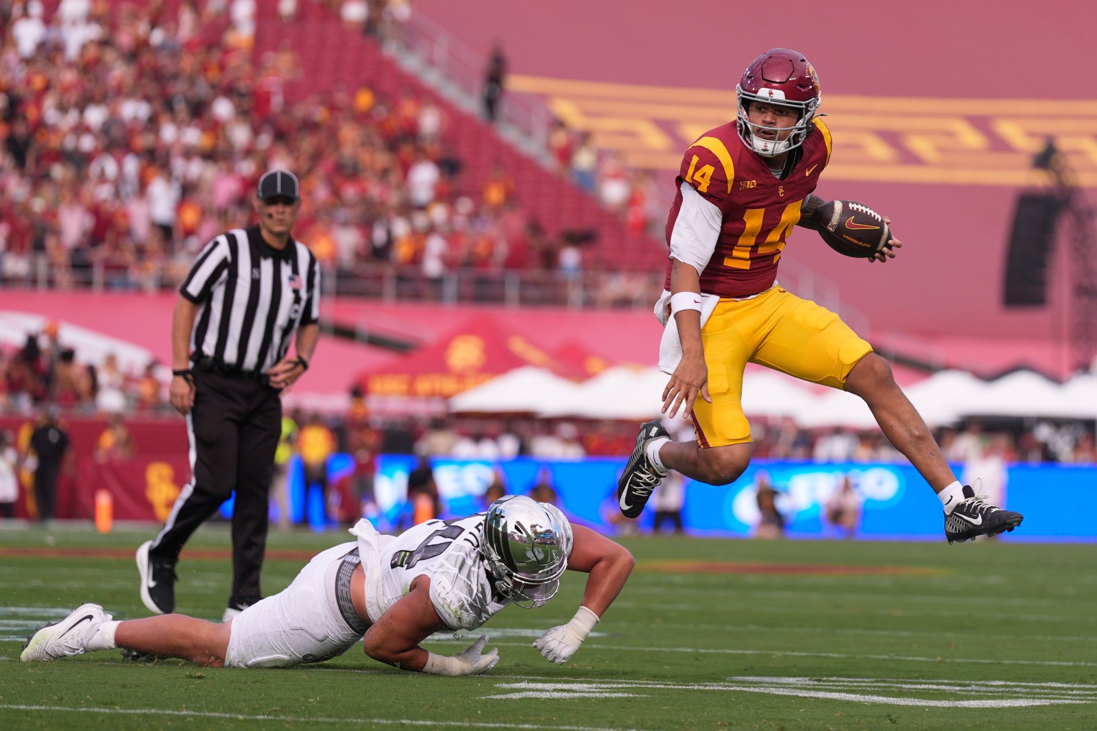 winnipegfreepress.com - Mary Clare Jalonick, Joey Cappelletti And Eddie Pells, The Associated Press - Senate nears vote on college sports bill that would rein in athlete payments and transfers