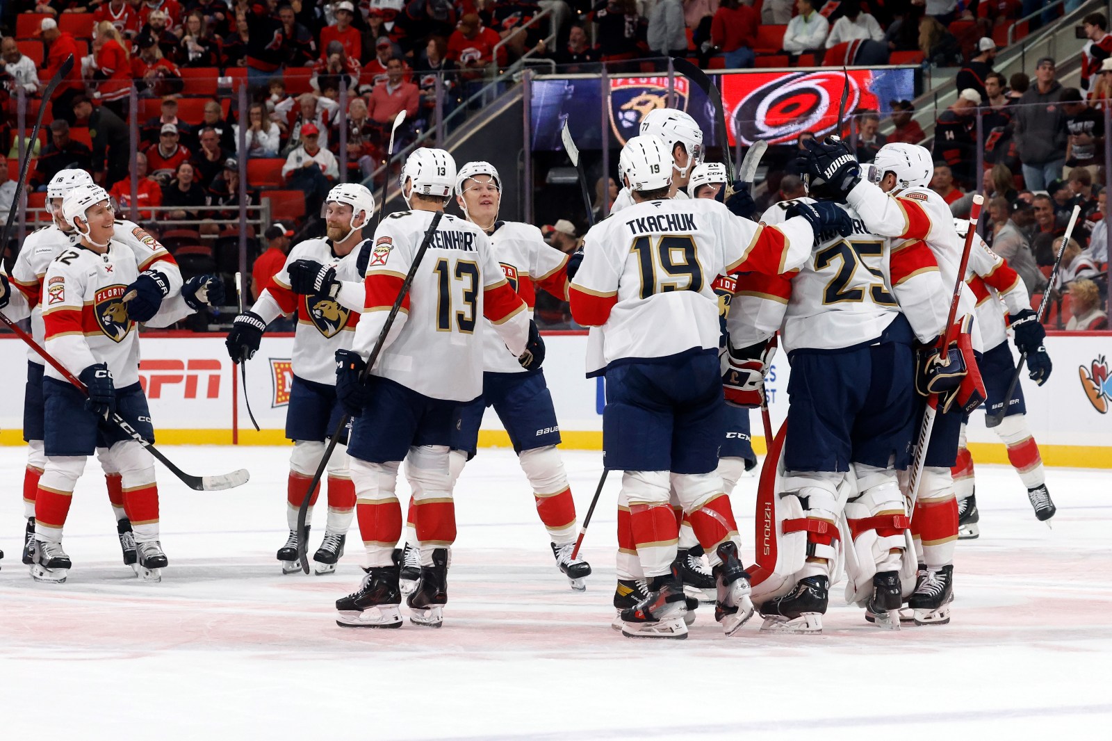 Panthers defeat Hurricanes 1‑0 in OT season opener