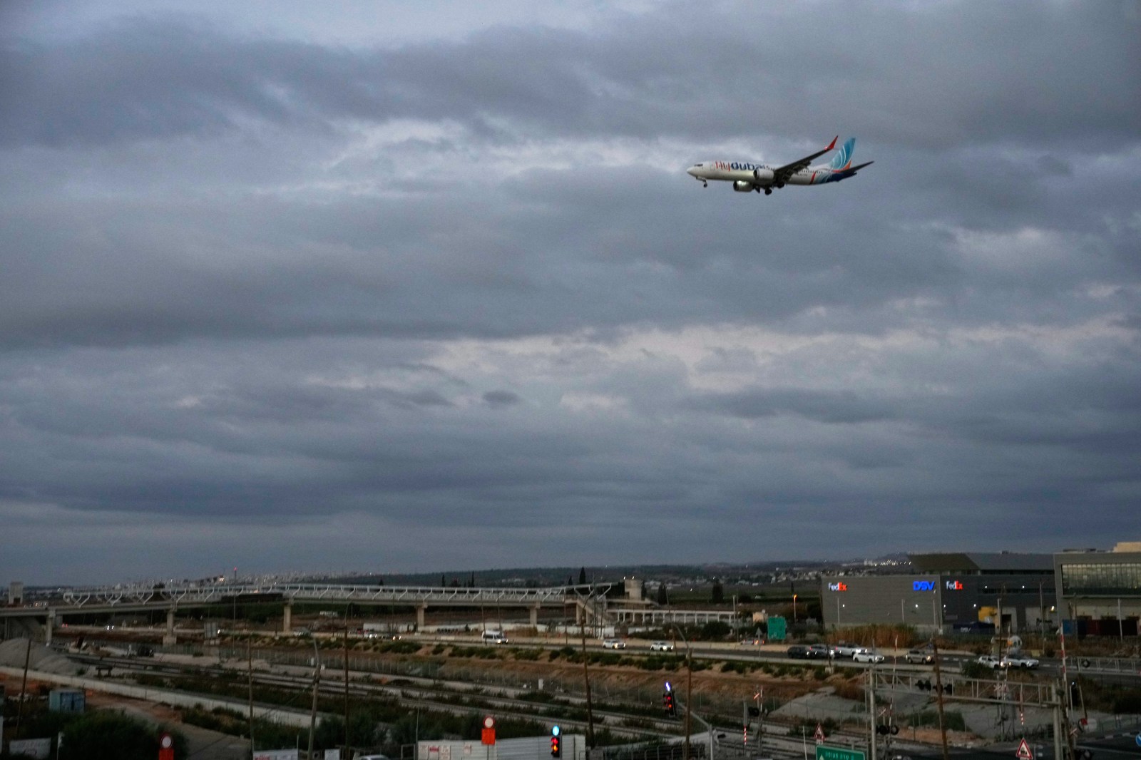 Omani co‑pilot identified as suspect in Flydubai cockpit axe attack