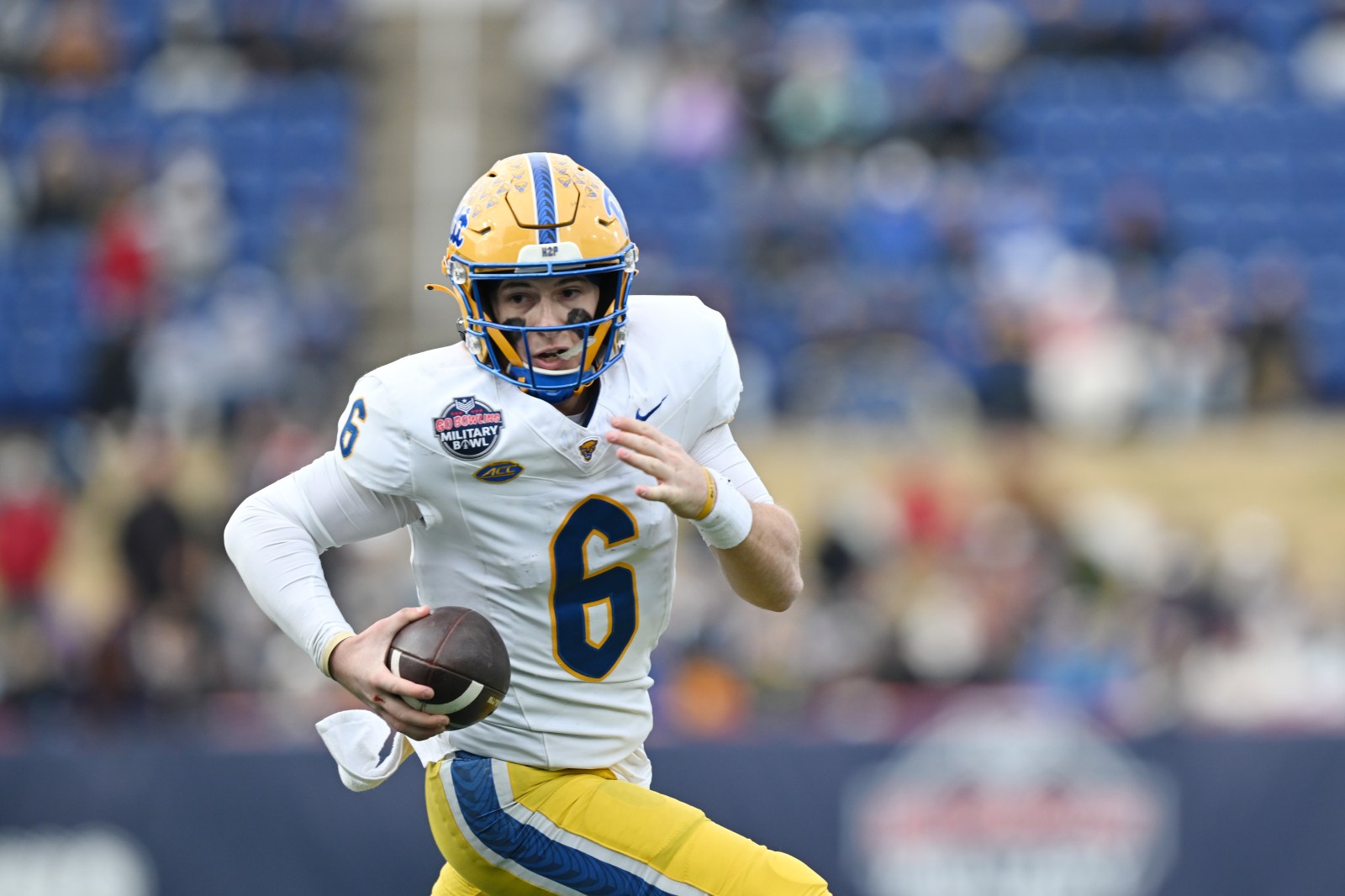 Pitt quarterback Mason Heintschel out for season after ACL tear