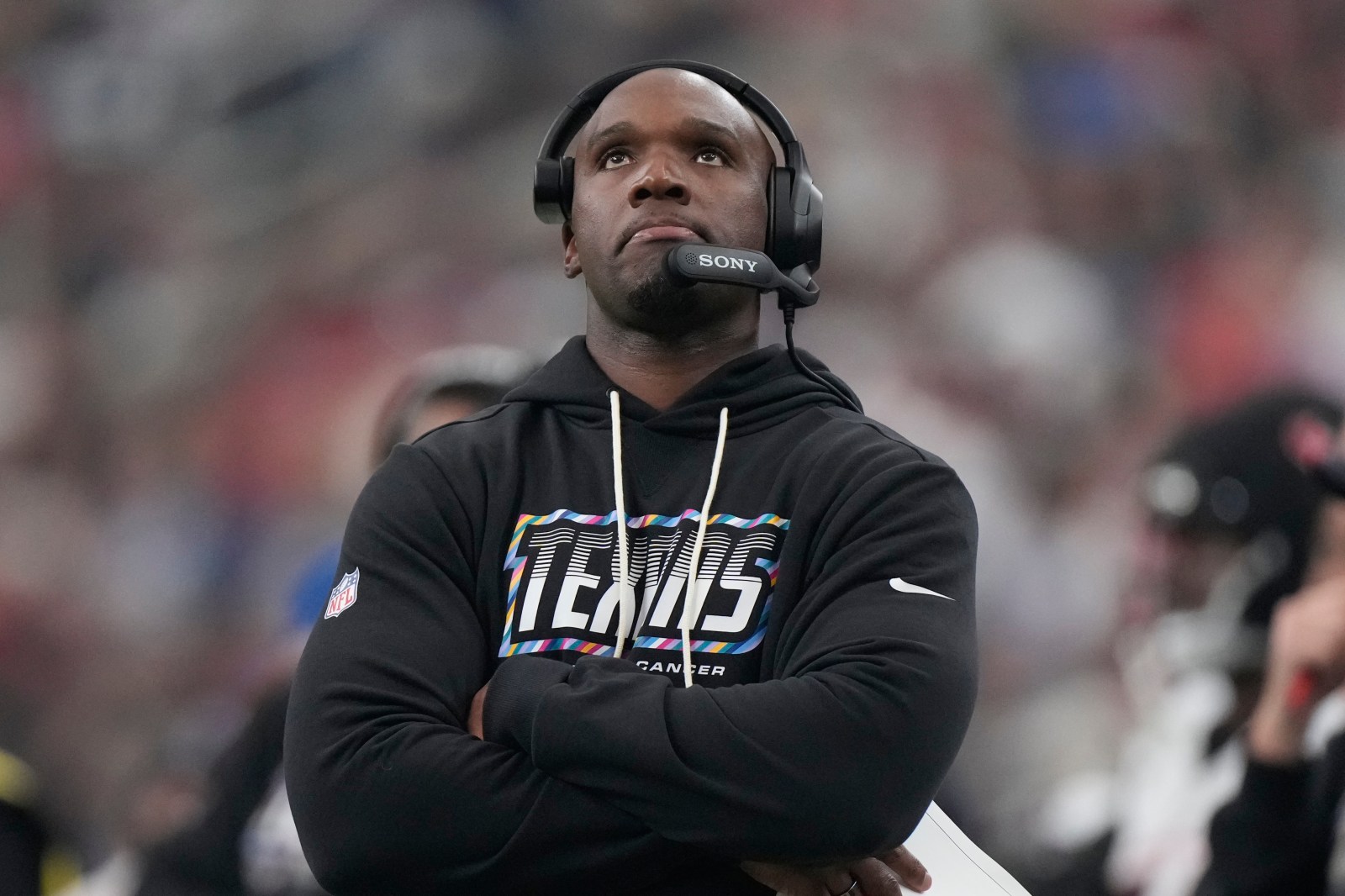 DeMeco Ryans takes over defensive play-calling for the 0-4 Texans