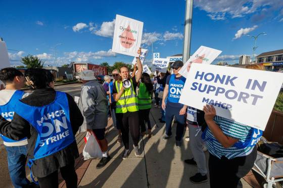 The Manitoba Labour Board has ruled Dynacare lab employees are essential workers. (Mike Deal / Free Press files)